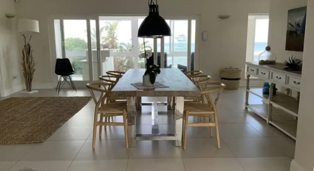 Sunshine Modern Retreat