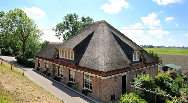 Appartementenboerderij Nieuwesluis, Забронировать Отель Отели Норда 3 звезды, 3*