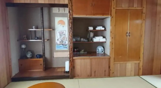 Kokusaburo House, Rezerwuj Pensjonat Onna 