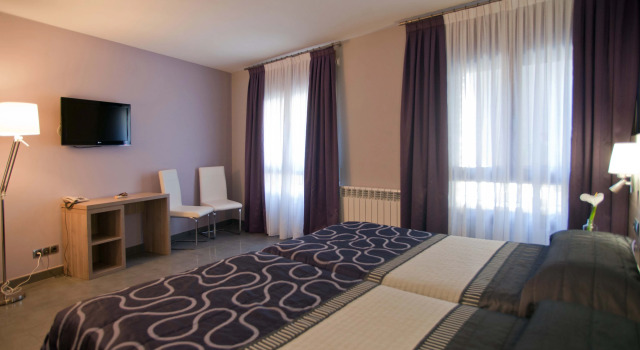Hotel Victor, Varaa Hotelli Rialp SkiPallars - Port Aine