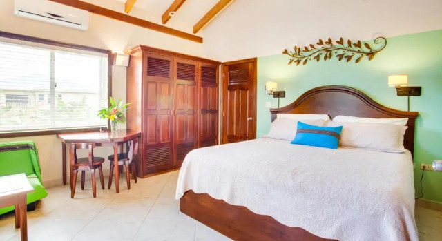 Номер Superior Buttonwood Belize