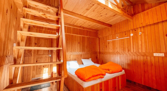 Madpackers Jibhi - Hostel