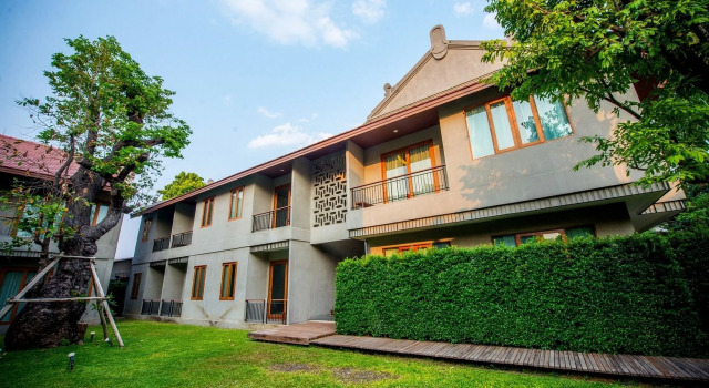 Chu Hotel