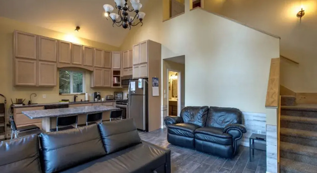 Mt Baker Lodging Cabin 2- Sleeps 8, Prenota Casa vacanze Warnick Stati Uniti