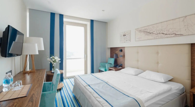 Hidens Hotel 4* (Небуг)
