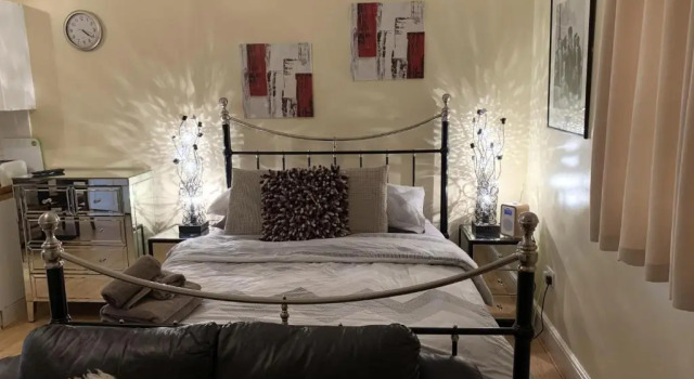 Southernwood - Studio 2, Забронировать Отель Отели в центре Дидкот, в центре