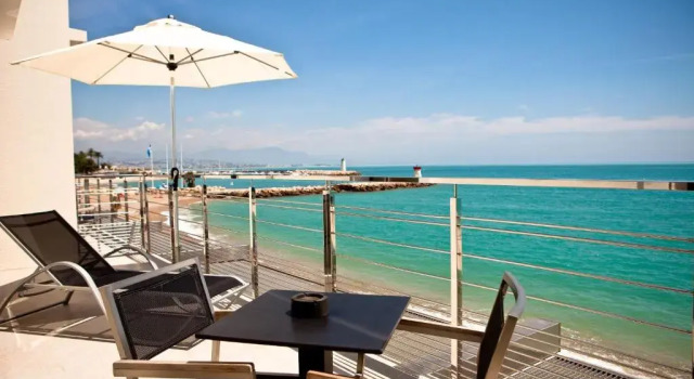 Номер Deluxe Villa Azur
