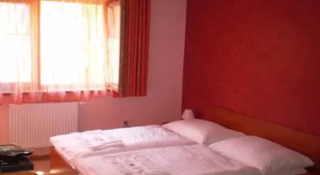 Rybárska bašta u Hoffera, Rezervovat Hotel Hotely v Nitriansky kraj s parkováním, Parkování