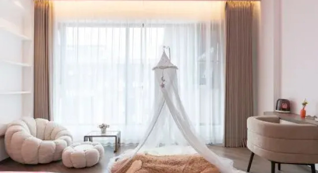 Семейный тент Qiangjiang Garden Hotel (Jiajiang Wetland Park)