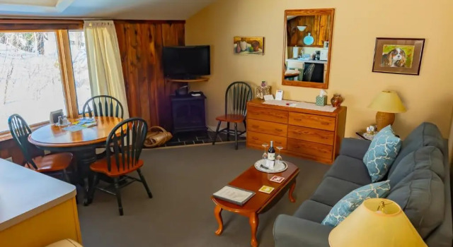 Семейный люкс Shaker Mill Inn
