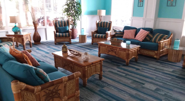 Fountain Beach Resort Studios, Забронировать Курортный отель Отели Дейтона-Бич с парковкой, рядом с Базилика Святого Димитрия, Парковка