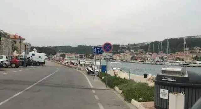Sole studio Rab, Rezerwuj Apartament Hotele w Kvarner Islands z parkingiem, Parking