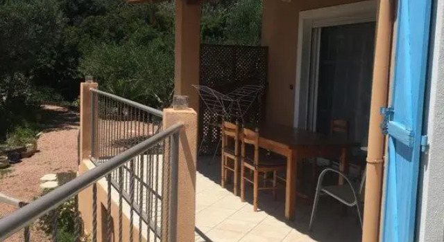 VILLA LARGIA porto vecchio - A 5 MIN DES PLAGES DE PALOMBAGGIA - CALME- CLIMATISATION, Varaa Villa Porto-Vecchio 