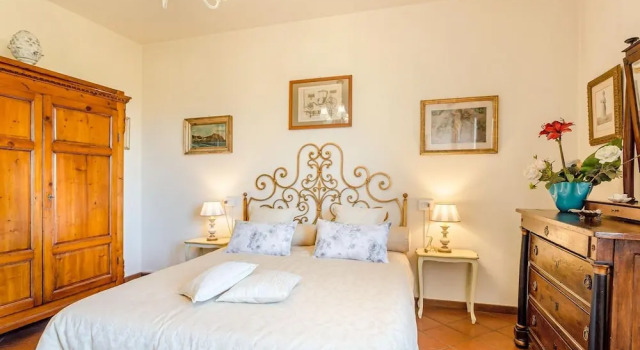Casa Emy in Lucca With 3 Bedrooms and 2 Bathrooms