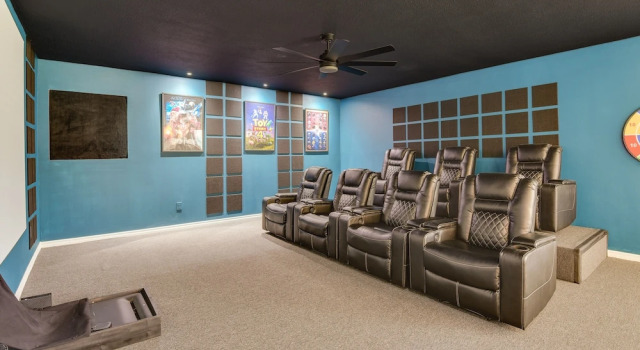 Bradenton Paradise: Pool, Patio & Putting Green!