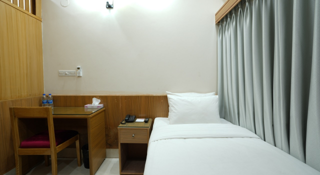 Люкс Hotel Safa Residency - DHAKA