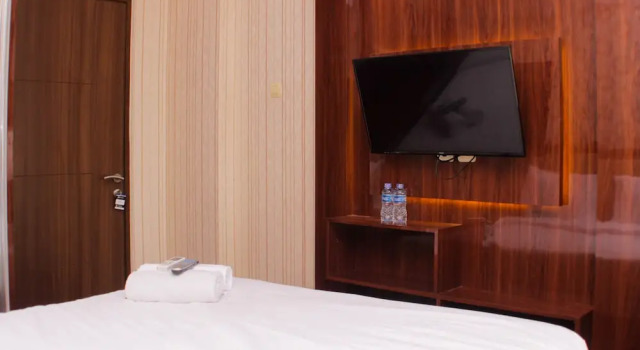 Alluring Studio at Lagoon Bekasi Town Square Apartment By Travelio, Book Apartment Bekasi West Java