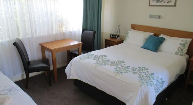 Номер Premium Kaniva Midway Motel