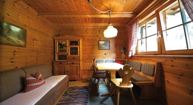 Gasthaus Husling Alm, Забронировать Отель Отели Майрхофен с парковкой, Парковка