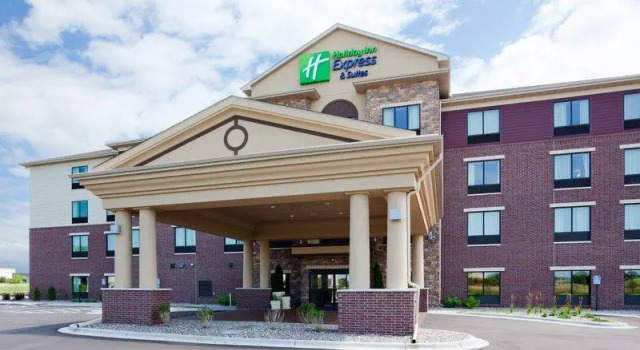 Четырёхместный номер Standard Holiday Inn Express Hotel & Suites Minneapolis SW - Shakopee by IHG