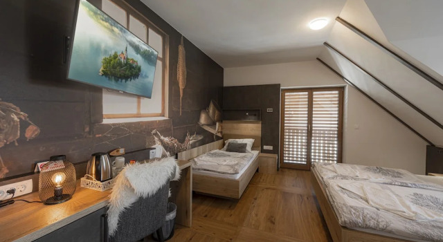 Komfort Dreier Zimmer mit Balkon Veldes B&B