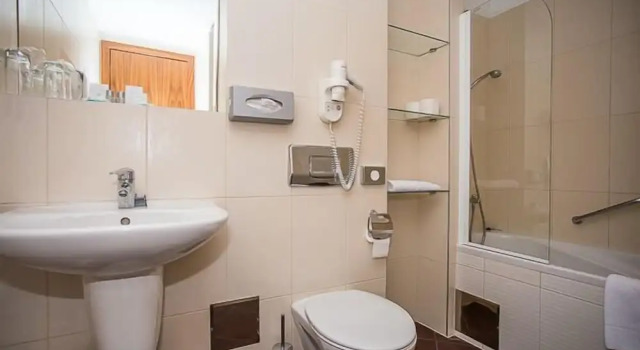 Четырёхместный номер Deluxe с балконом и с видом на море Hotel Vrilo