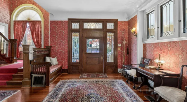 The Spalding House Comfort In Visalia 4 Bdrm Home Pets OK!, Забронировать Отель Висейлия штат Калифорния, рядом с Visalia Fox Theatre