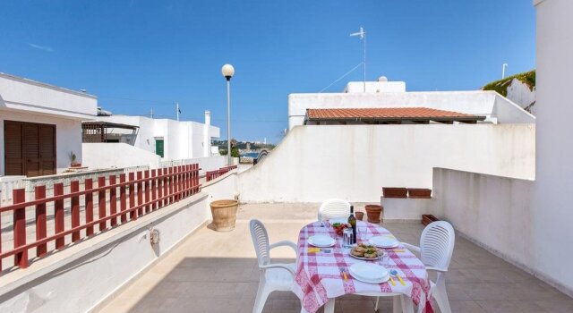 Vico Porcinara, Book Hotel Hoteller i Castrignano del Capo med parkering, Parkering