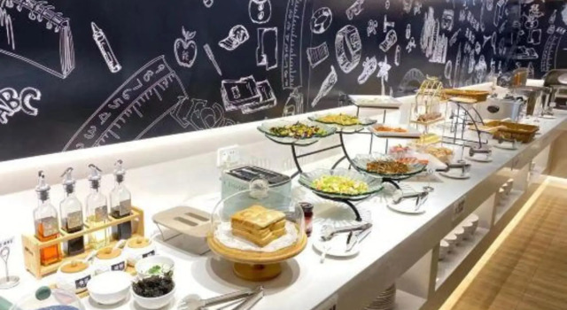 Chaoyang Business Hotel, Book Hotel Hotels in Liaoning with Parking, Parking