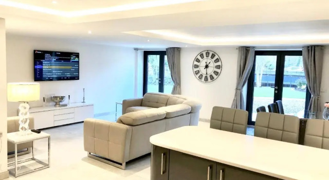 Апартаменты Superior Millstream Mews