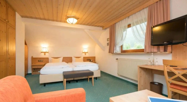 Номер Comfort с видом на озеро Seehotel Grauer Bär