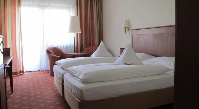 Двухместный номер Standard с балконом Weinhotel Rose