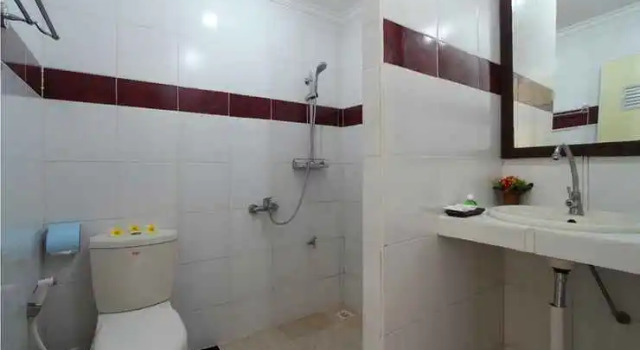 Семейный номер Standard с красивым видом из окна Jimbaran Lestari Hotel and Residence Spa