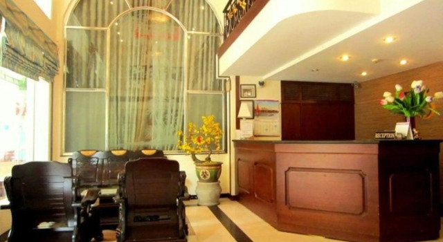 Golden Ant Hotel, Забронировать Отель Отели Района 7 с завтраком, Завтраки