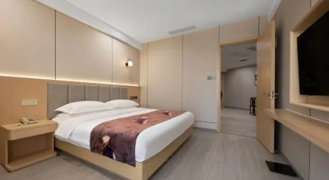 Люкс Luxury Taihe Golden Season Hotel