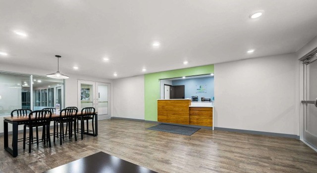 Woodspring Suites Dearborn - Detroit