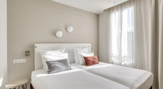 Двухместный номер Comfort Hotel Courseine