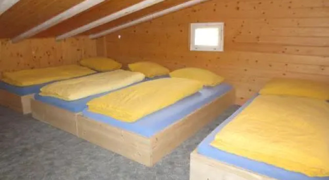 Hotel Go-In, Varaa Hotelli Fluehli Luzern
