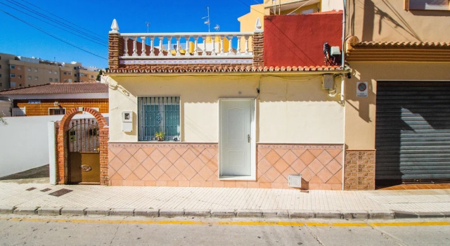 Casa ELI "Casa Marenga" A 150m de playa y Weekend, Varaa Hotelli Torre del Mar Axarquía