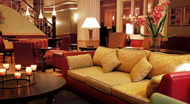 The Hotel At Times Square, Забронировать Отель Отели Нью-Йорка с парковкой, рядом с Музей современного искусства (MoMA), Парковка