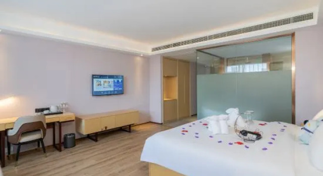 Люкс Deluxe Lavande Hotel (Lize Business District, South Square, Beijing West Railway Station)
