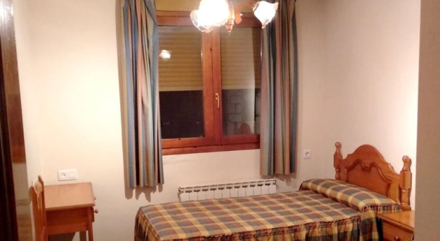 Apartment With 2 Bedrooms in Guadalaviar, With Wonderful Mountain View, Prenota Appartamento Guadalaviar Alto Tajo