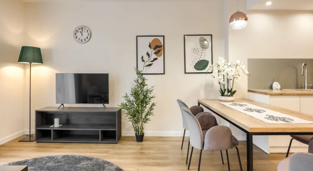 Апартаменты Comfort RentPlanet - Szymony