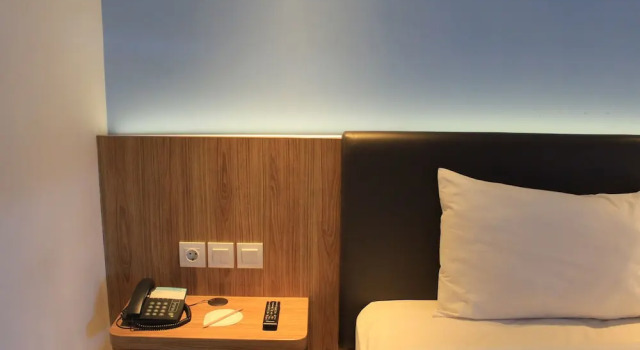 Camera Superior Mooz Hotel Surabaya