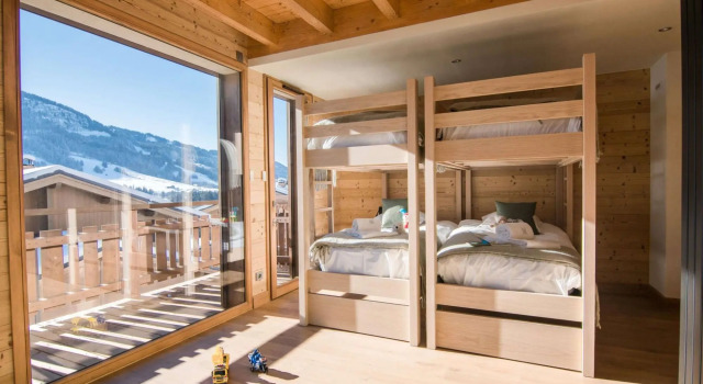 Nice chalet with fireplace in Megève, 1,5 km. from ski slope, Забронировать Шале Коттеджи Пра-сюр-Арли, рядом с Горнолыжный подъемник Комб Нуар, Коттедж