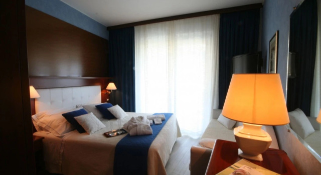Hotel Corallo, Забронировать Отель Бибионе-Пинеда Венето