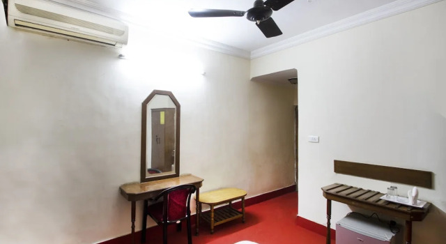 Rainbow Saphire Lakdikapul, Rezerwuj Hotel Hajdarabad 