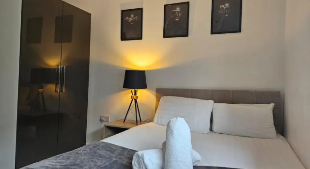 Cozy Liverpool Apartment With 2 Bedrooms, Забронировать Апартаменты/квартира Ливерпуль Мерсисайд, рядом с Район Пир-Хед