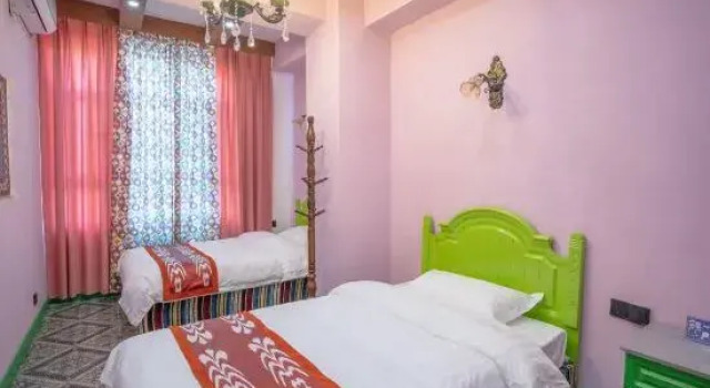 Suite Silk Road Bailing B&B