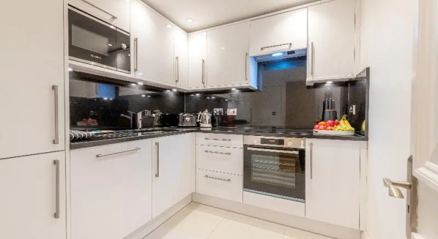Номер Standard с балконом 20 Hertford Street - Mayfair Apartments